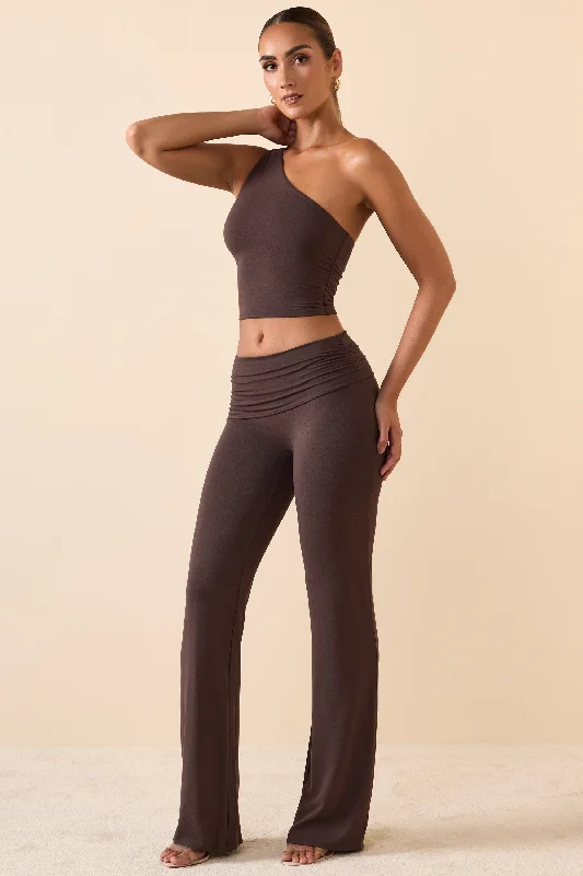 How to accessorize a birthday dress for a chic appearance-Mid Rise Straight Leg Trousers in Chocolate Brown How to accessorize a birthday dress for a chic appearance-Mid Rise Straight Leg Trousers in Chocolate Brown