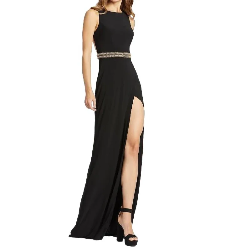 Trending prom dress styles for 2025-Jersey Gown In Black