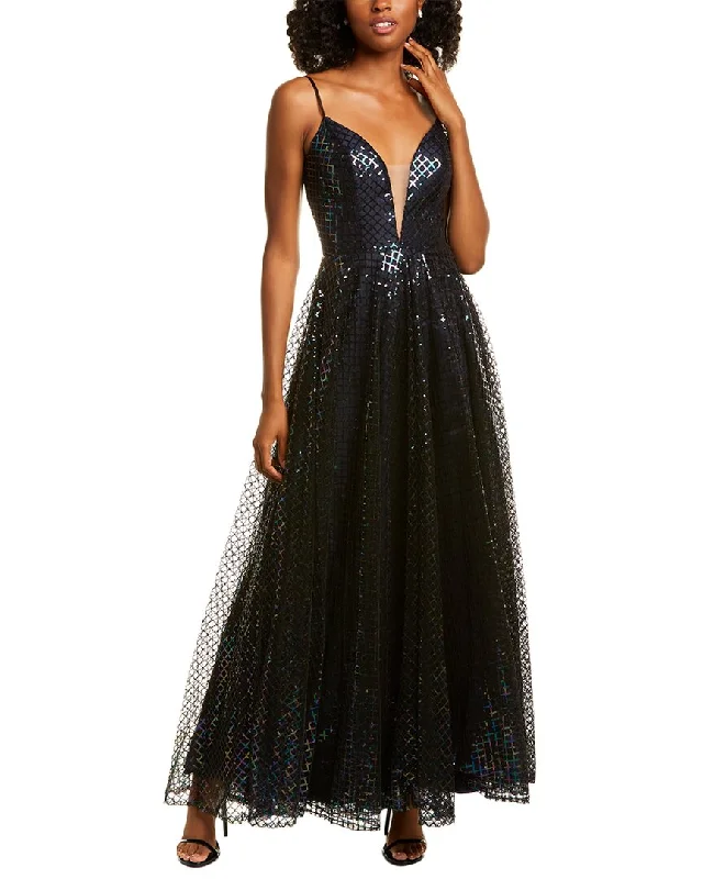 Vintage-inspired prom dresses for a retro style-Mac Duggal Gown