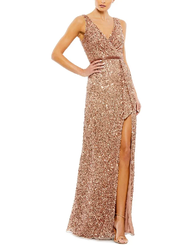 How to style your prom dress with a clutch-Mac Duggal Gown