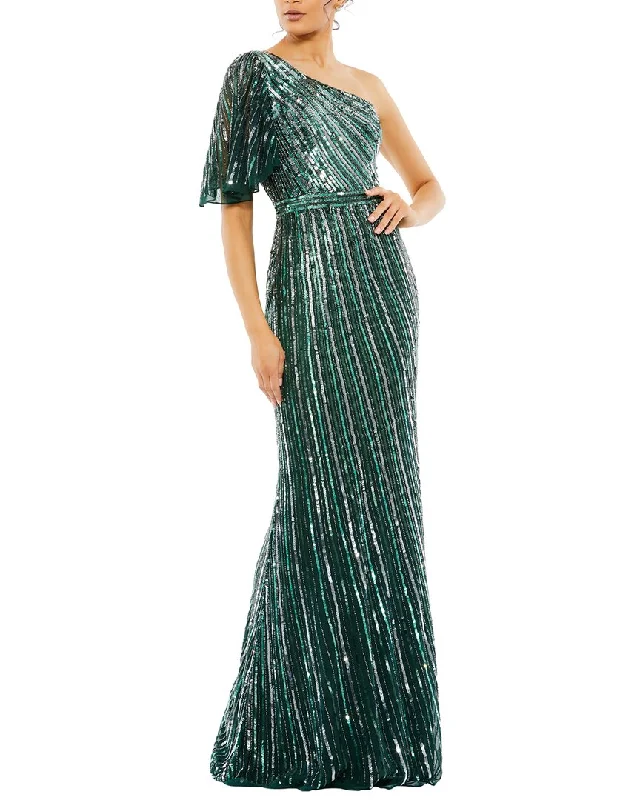 Short prom dresses for a fun look-Mac Duggal Trumpet Gown