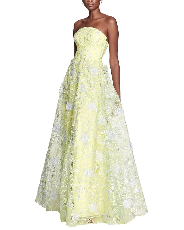 How to make your prom dress look expensive-Marchesa Notte Cutwork 3D Gown