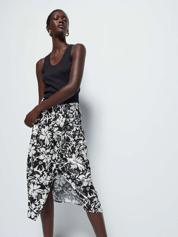How to ensure the perfect fit for your prom dress-Suri Sarong