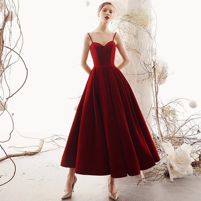 Party Dresses for Team Building ActivitiesBurgundy sweetheart neck short prom dress, evening dress 8017 Party Dresses for Team Building ActivitiesBurgundy sweetheart neck short prom dress, evening dress 8017