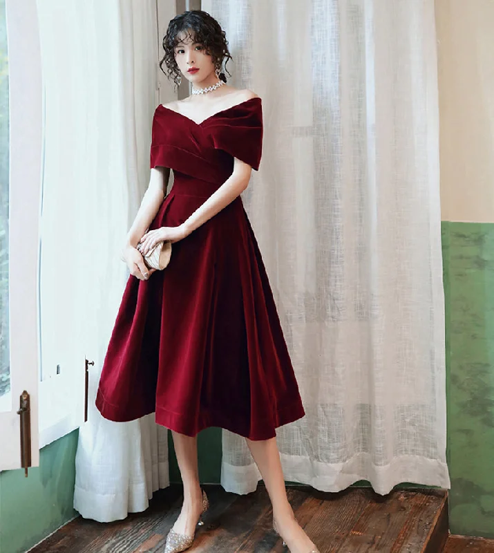 Party Dresses for Spring BreakBurgundy velvet short prom dress party dress  8403