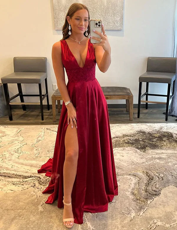 Party Dresses with SandalsRobe de bal de fin d'année décolletée en V avec dentelle
