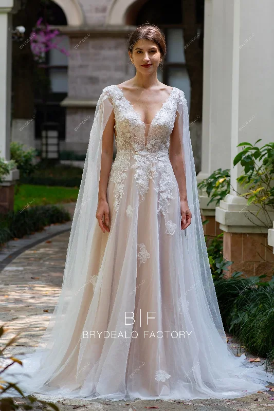 Designer 3D Flower Lace Plunging Modern Shoulder Veil Wedding Dress