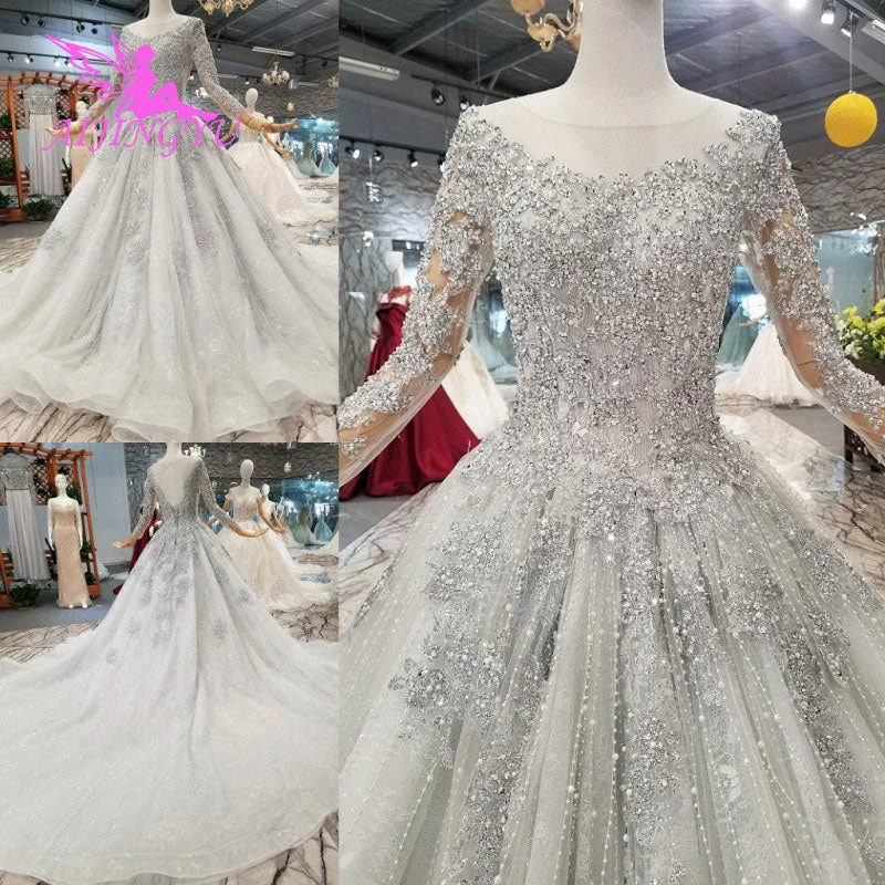 Beautiful O-Neck Full Length Backless Wedding Gown