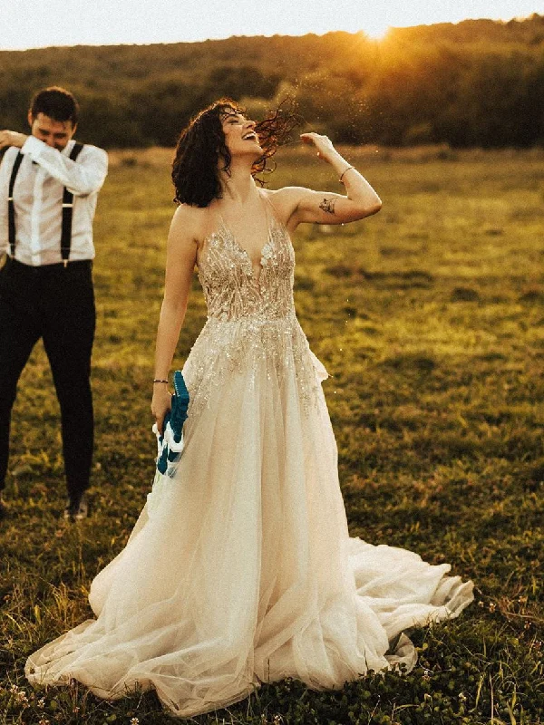 Amazing Halter Tulle Appliqued Beaded Backless Spangle A-line Wedding Dresses With Chapel Train WD393 Amazing Halter Tulle Appliqued Beaded Backless Spangle A-line Wedding Dresses With Chapel Train WD393