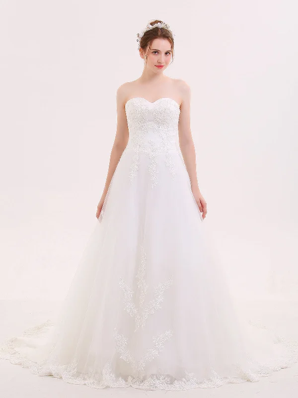 Boho wedding dresses for a relaxed vibe-Strapless Sweetheart Neck Wedding Gown-Ivory Boho wedding dresses for a relaxed vibe-Strapless Sweetheart Neck Wedding Gown-Ivory