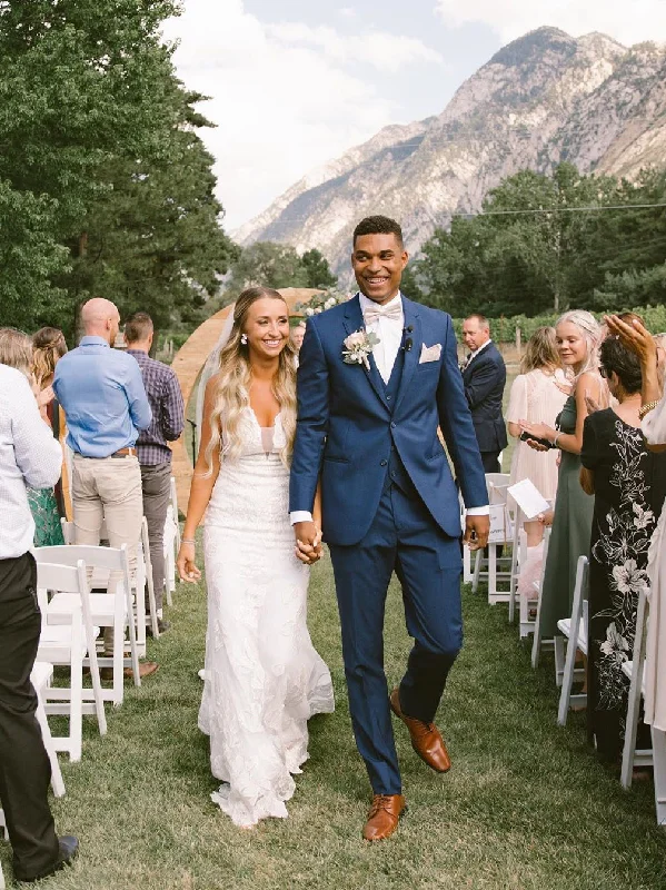 Wedding dresses for traditional church weddings-Charming V-Neck Lace Appliuqed Wedding Dresses Backless Bridal Gowns WD440 Wedding dresses for traditional church weddings-Charming V-Neck Lace Appliuqed Wedding Dresses Backless Bridal Gowns WD440