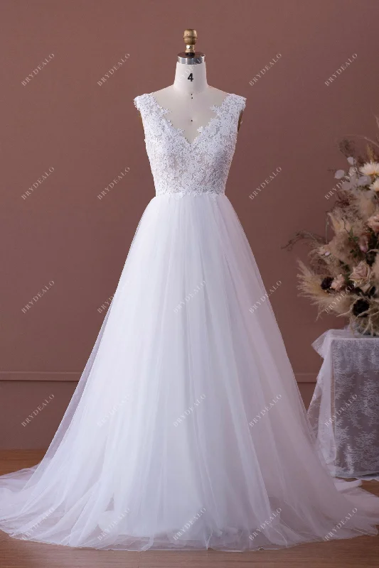 Chic A-line Bridal Gown with Illusion Flower Lace Bodice
