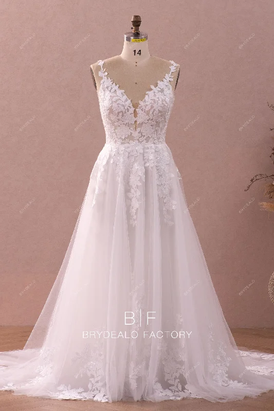 Designer Lace Straps Sleeveless A-line Tulle Bridal Gown
