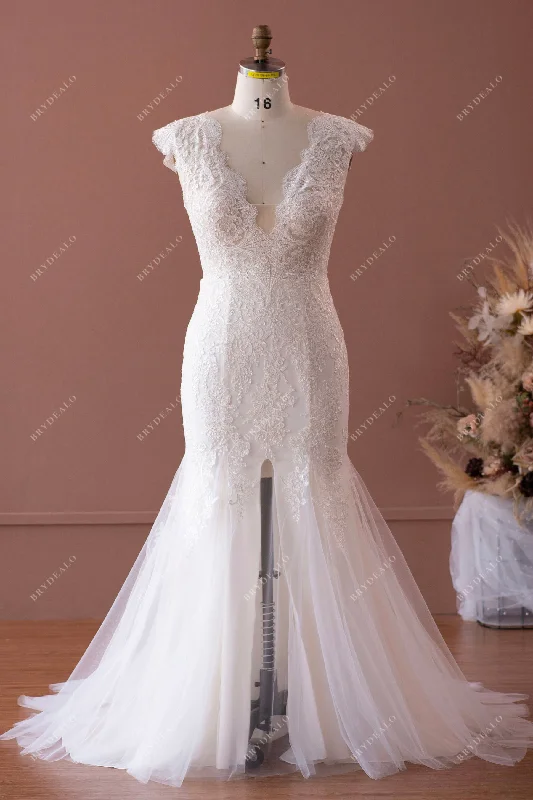 Designer Plus Size Lace V-Neck Trumpet Bridal Gown