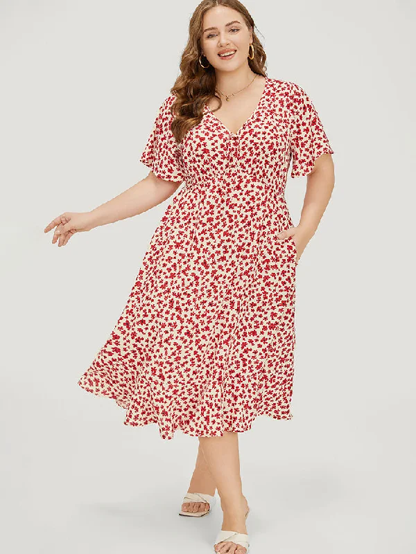 Wedding dresses with detachable skirts for versatility-Ditsy Floral Knot Front Pocket Ruffle Hem Dress Wedding dresses with detachable skirts for versatility-Ditsy Floral Knot Front Pocket Ruffle Hem Dress