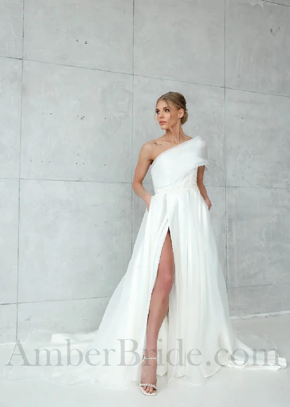 Bridal wedding dresses with luxurious fabrics-Exclusive Organza A Line Wedding Dress with a Bow and One Shoulder Design Bridal wedding dresses with luxurious fabrics-Exclusive Organza A Line Wedding Dress with a Bow and One Shoulder Design