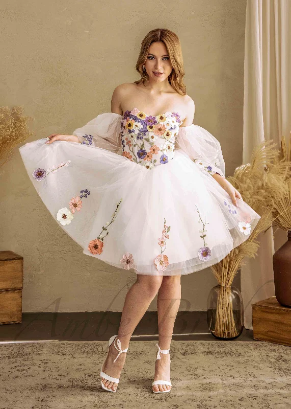 Choosing a wedding dress with a contemporary design-Fairy Knee-Length Dress with Colorful Flowers and Detachable Puffy Sleeve Choosing a wedding dress with a contemporary design-Fairy Knee-Length Dress with Colorful Flowers and Detachable Puffy Sleeve