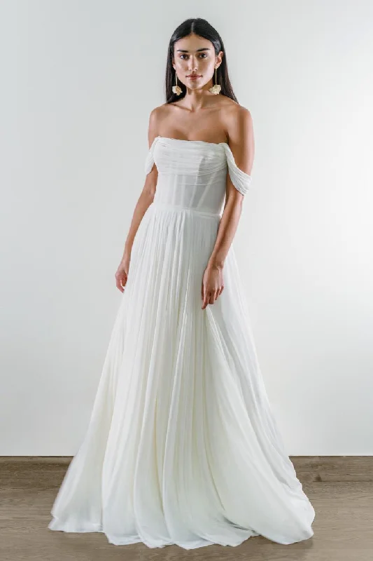 How to pick the best wedding dress for a summer ceremony-Keala | WToo - Watters