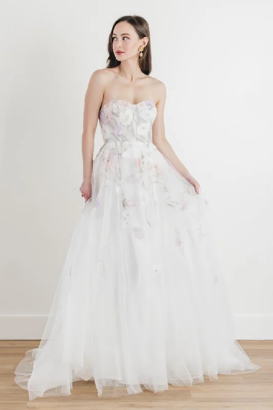 Wedding dresses for an elegant, formal look-Lavinia | WToo - Watters