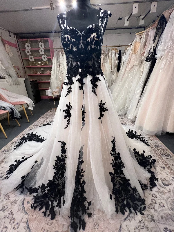 Best wedding dresses with vintage-inspired designs-Starr Bridal- Monique