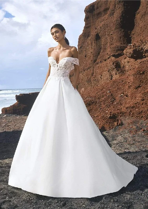 Pronovias: Jeju