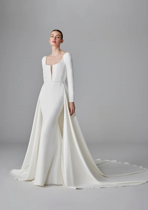 Pronovias: Oropha