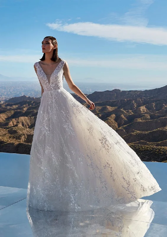 Pronovias Privee: Ophira