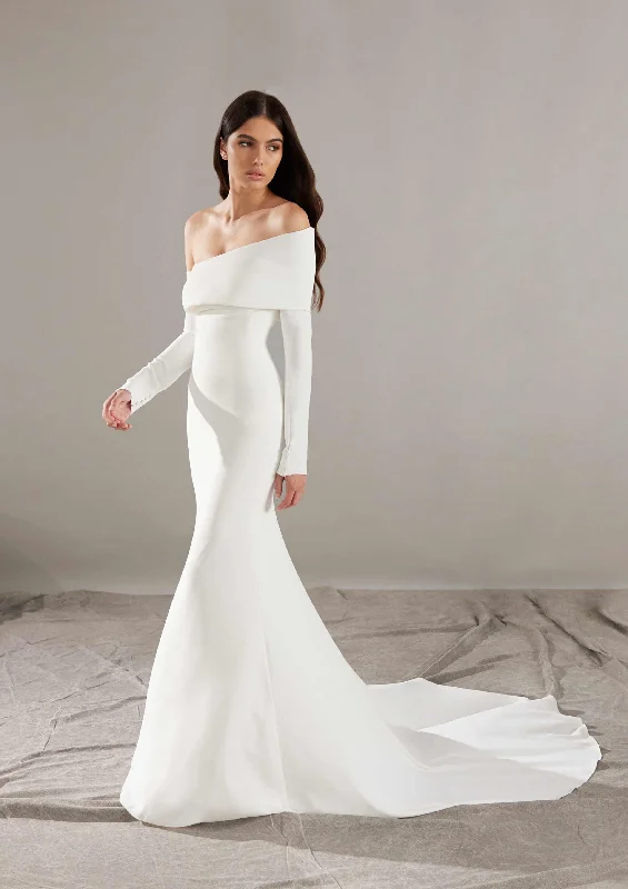 Pronovias: Rusty
