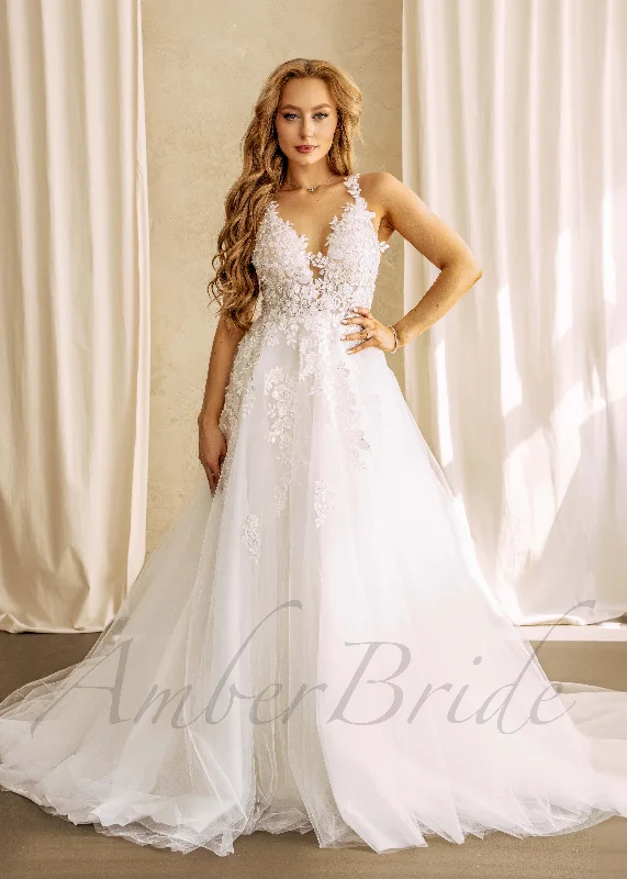 How to pick a wedding dress that suits your personality-Romantic A Line Wedding Dress with Floral Design and Open Back How to pick a wedding dress that suits your personality-Romantic A Line Wedding Dress with Floral Design and Open Back