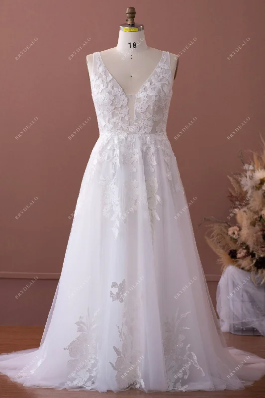 Sleeveless Sexy Plunging Plus Size Lace A-line Wedding Dress