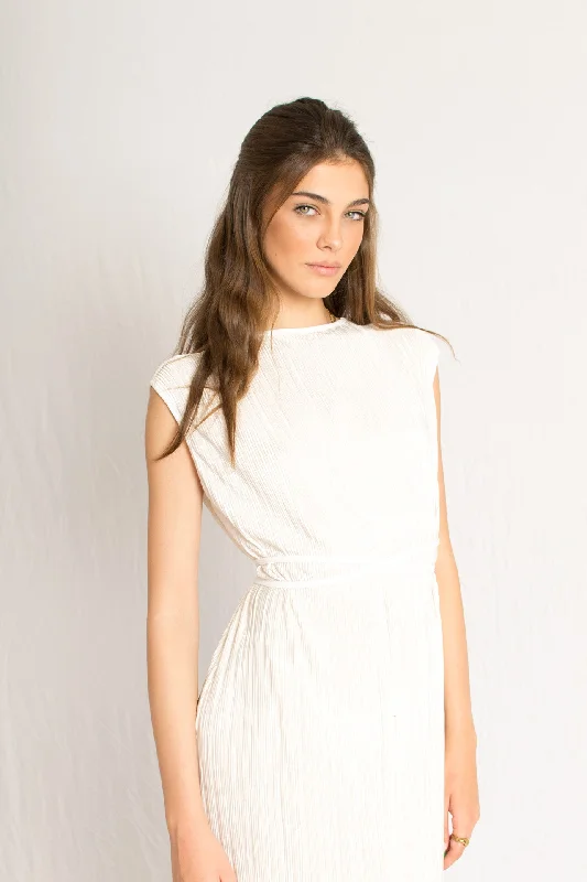 Wedding dresses for a garden or outdoor wedding-The Psame Dress