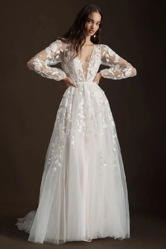 Where to find the best wedding dresses in your area-Willowby by Watters Olena Gown