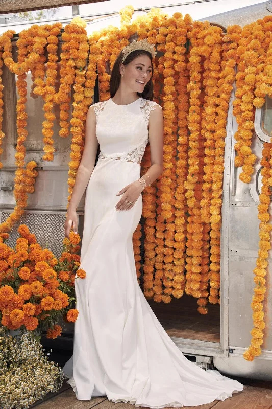 Choosing the right wedding dress for your personality-Willowby Nesryne Gown