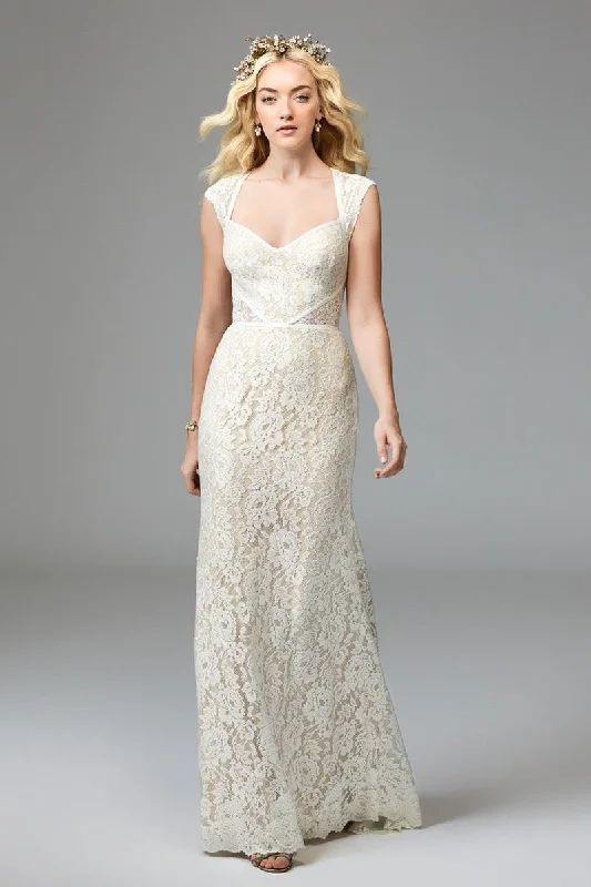 How to style your wedding dress with accessories-Willowby Twilla 57114 Gown